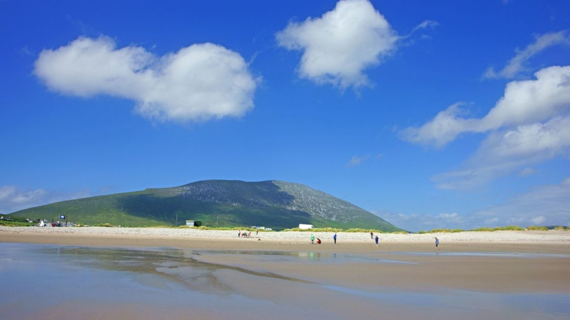 gn-hotel-ballina_keem-beach-achill-island-mayo