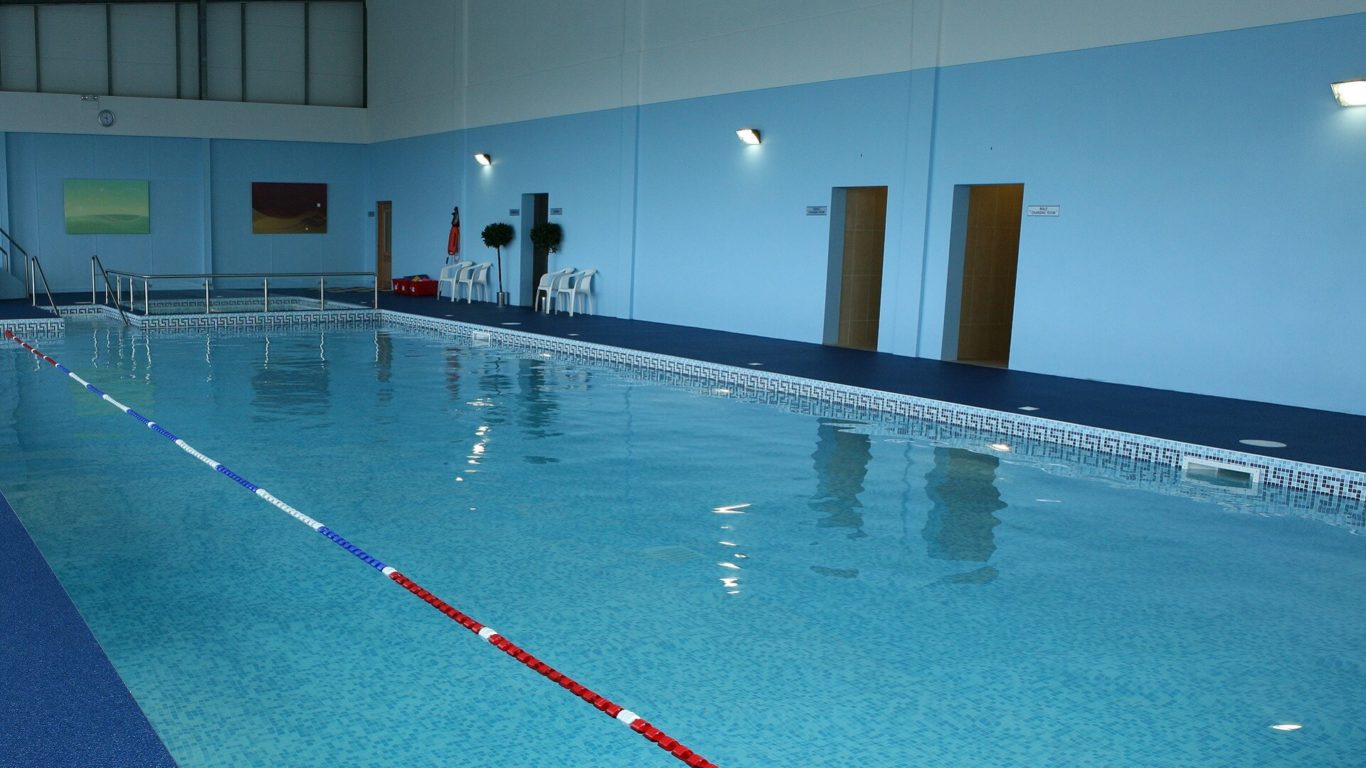 hotel-ballina-swimming-pool