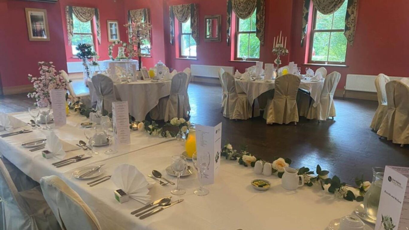 Oak Room Wedding Set Up Hotel Ballina